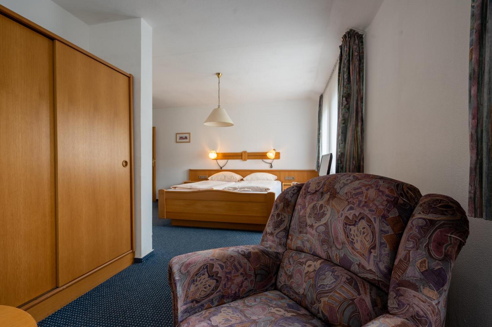 Bed and Breakfast Zur Schmitte Schmallenberg Zimmer foto